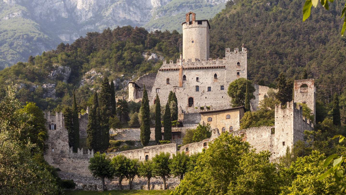 Castello di Avio_Foto Martina Vanzo, 2017_© FAI – Fondo per l’Ambiente Italiano Castello di Avio_Foto Martina Vanzo, 2017_© FAI – Fondo per l’Ambiente Italiano