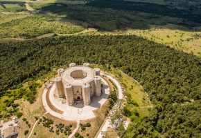 Castel del Monte, Puglia